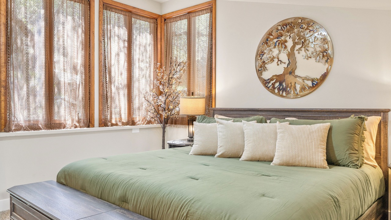 Photo of Bedroom in Mountain Club