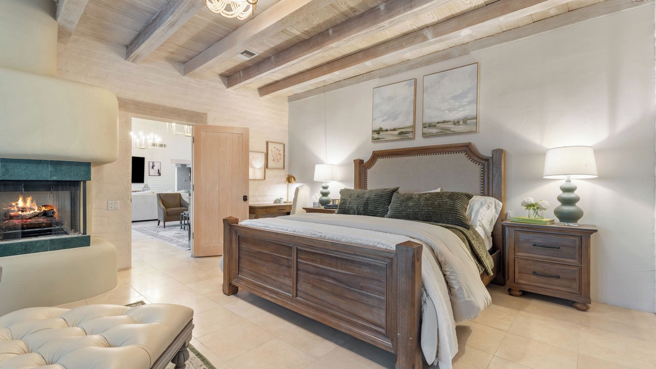 Photo of Bedroom in Carefree Fore