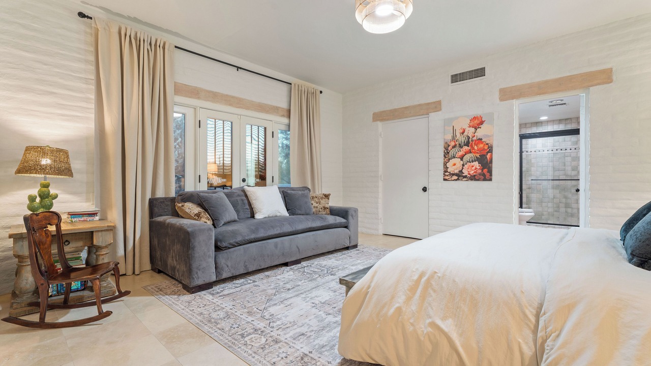 Photo of Bedroom in Carefree Fore