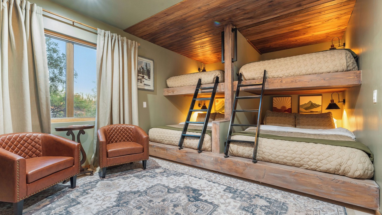 Photo of Bedroom in Carefree Fore