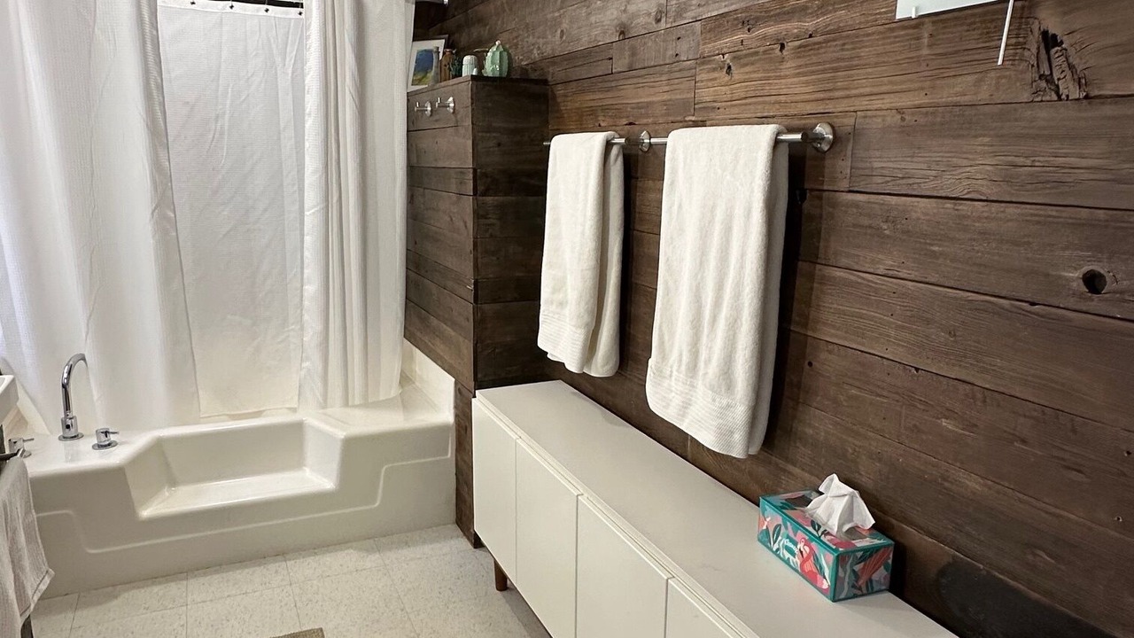 Photo of Bathroom in Morongo Valley