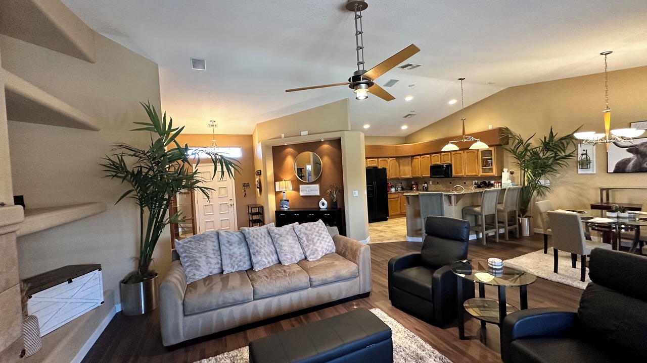 Photo of Livingroom in Bullhead City