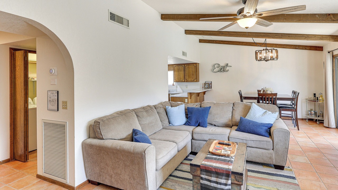 Photo of Livingroom in Lake Havasu City