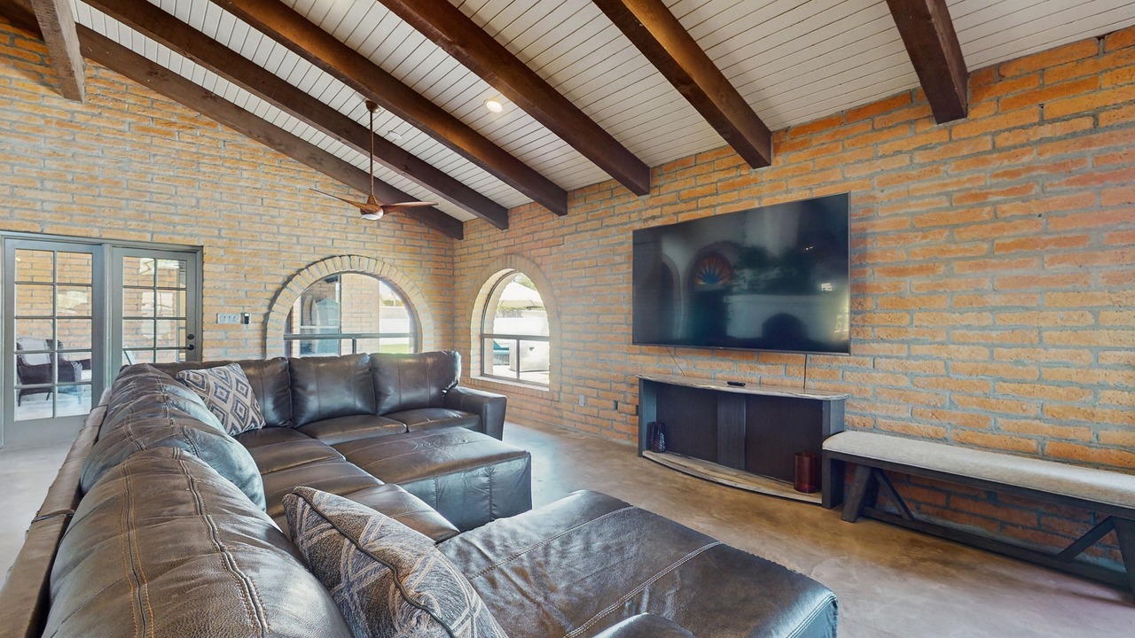 Photo of Livingroom in Central Scottsdale