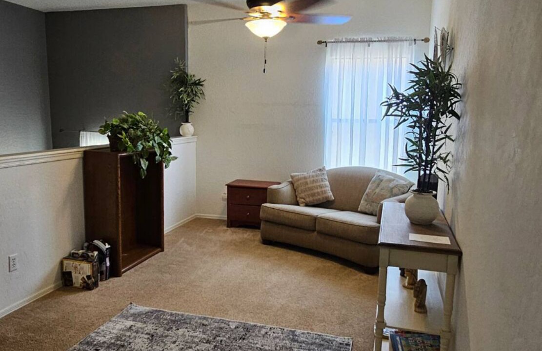 Photo of Livingroom in Surprise Farms