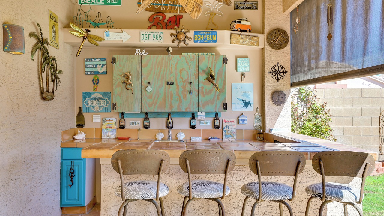 Photo of Outdoor in Paradise Valley Village
