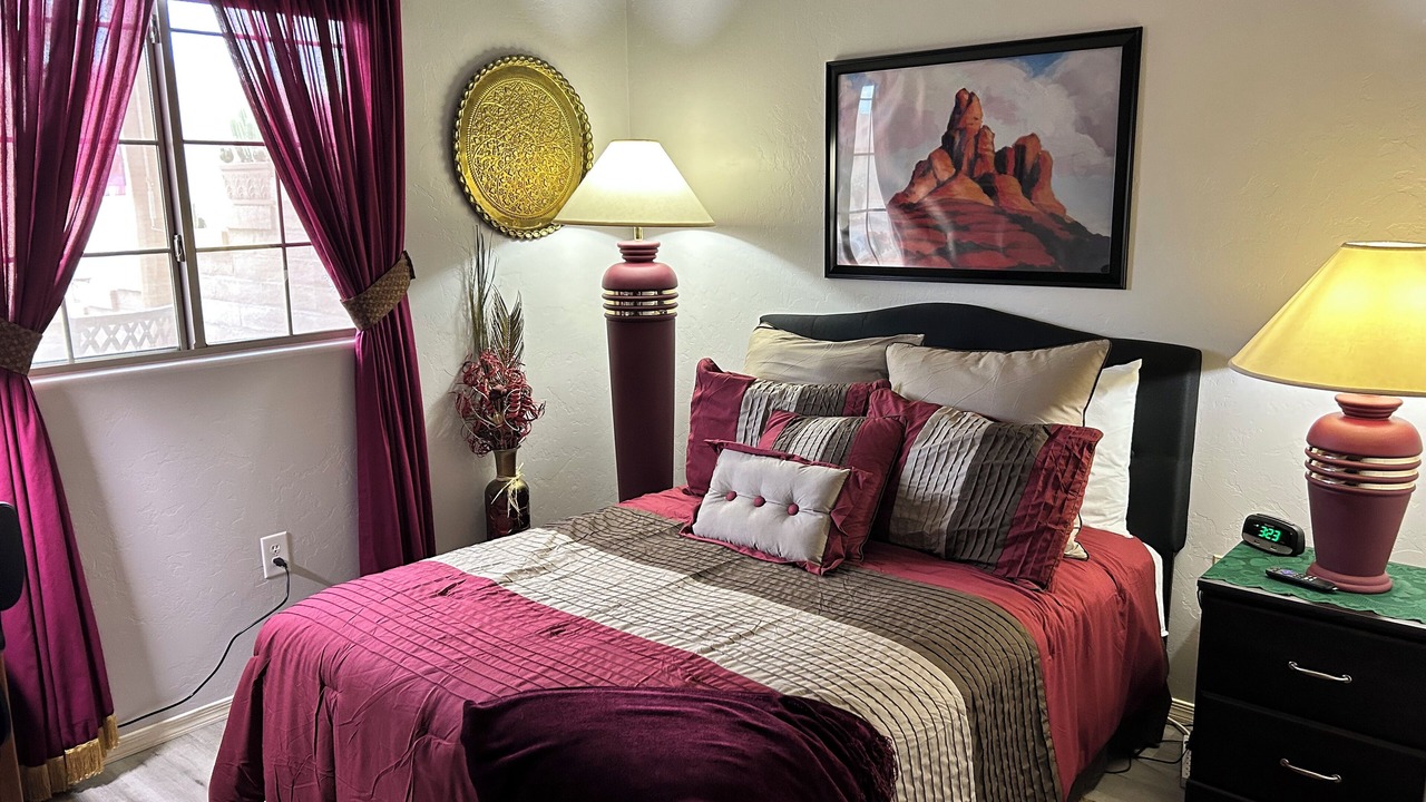 Photo of Bedroom in Green Valley