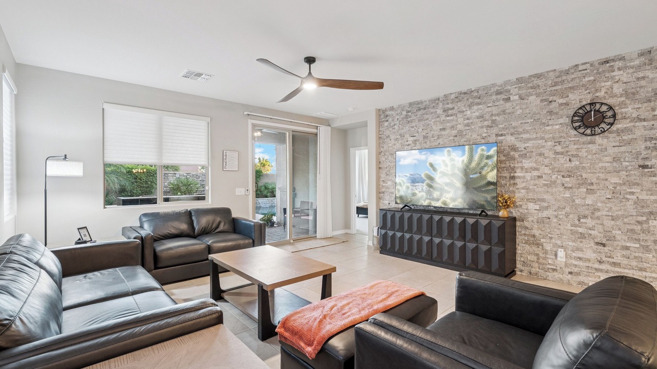 Photo of Livingroom in San Tan Valley