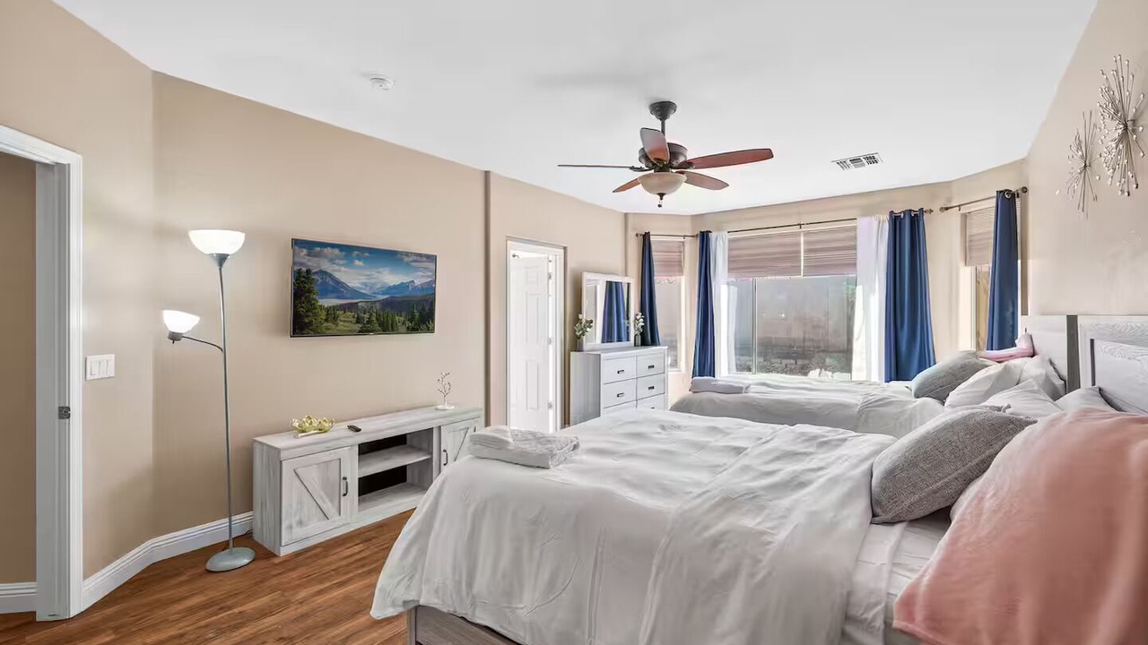 Photo of Bedroom in South Mountain