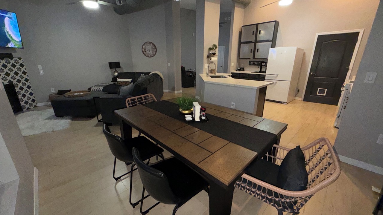 Photo of Livingroom in Camelback East