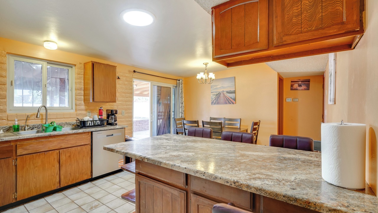 Photo of Kitchen in Groves Lincoln Park