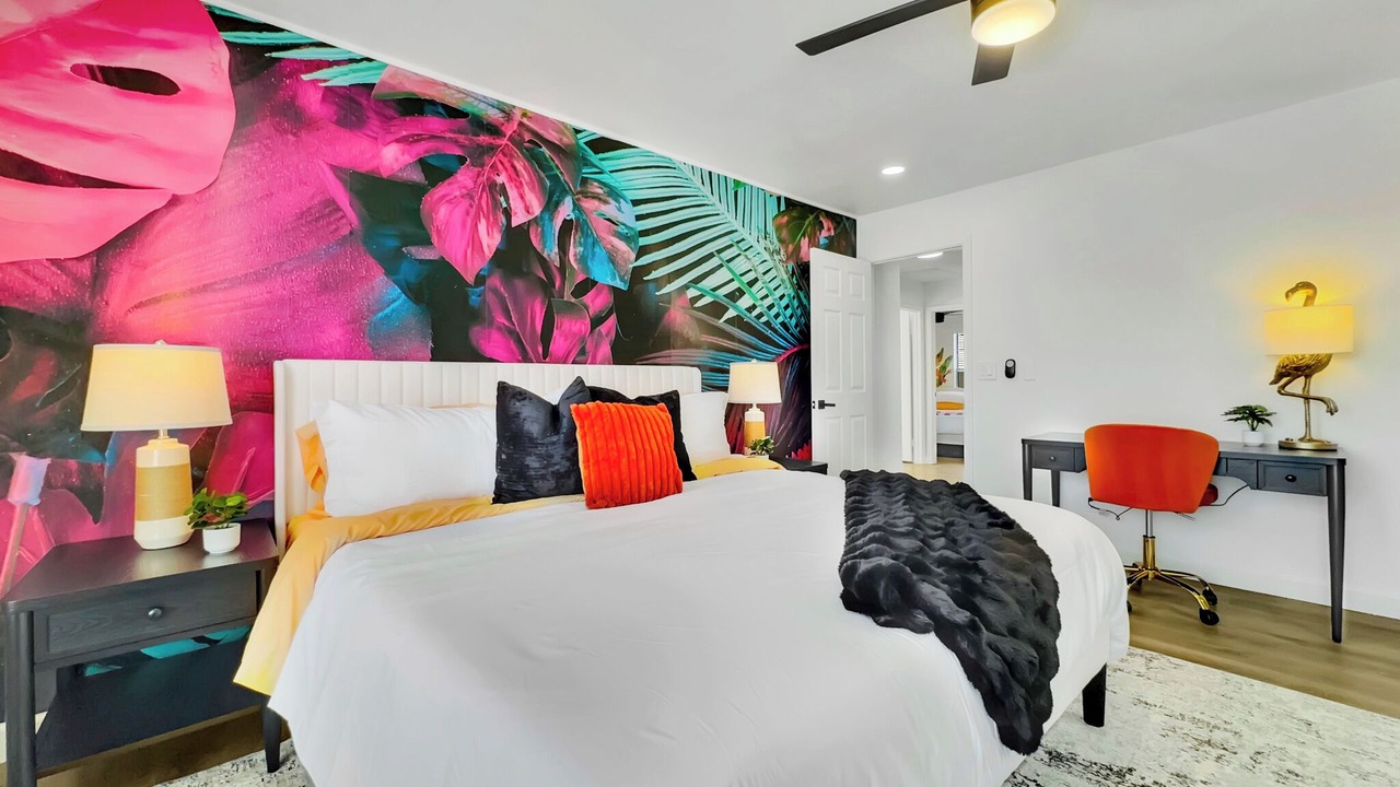 Photo of Bedroom in Paradise Valley Village