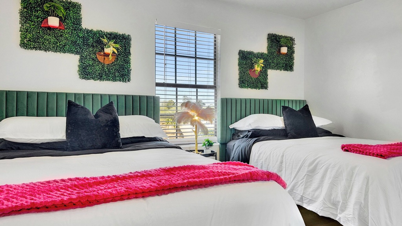 Photo of Bedroom in Paradise Valley Village