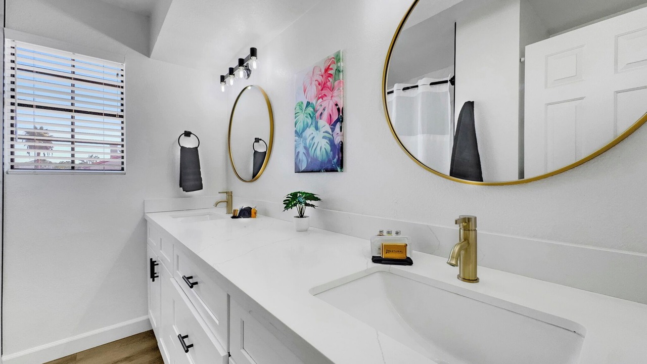 Photo of Bathroom in Paradise Valley Village