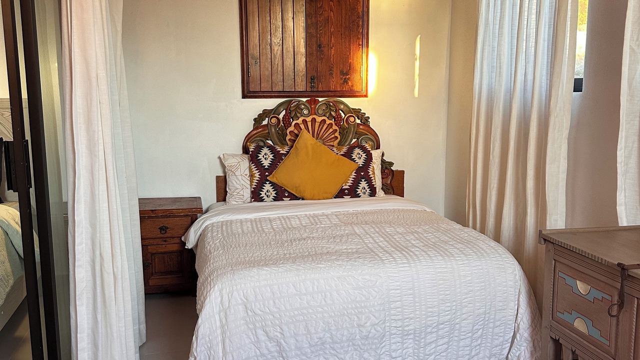 Photo of Bedroom in Vinorama