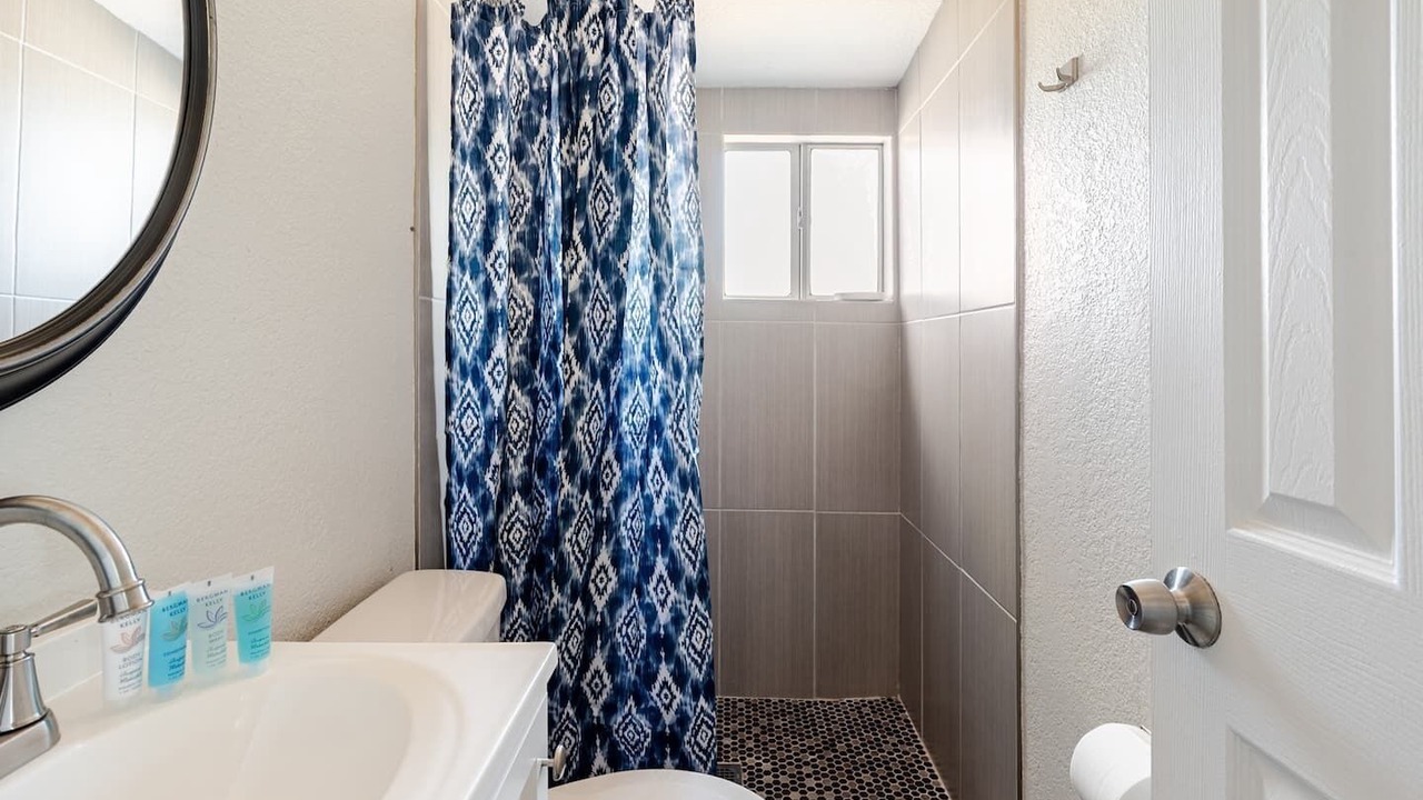 Photo of Bathroom in Garfield