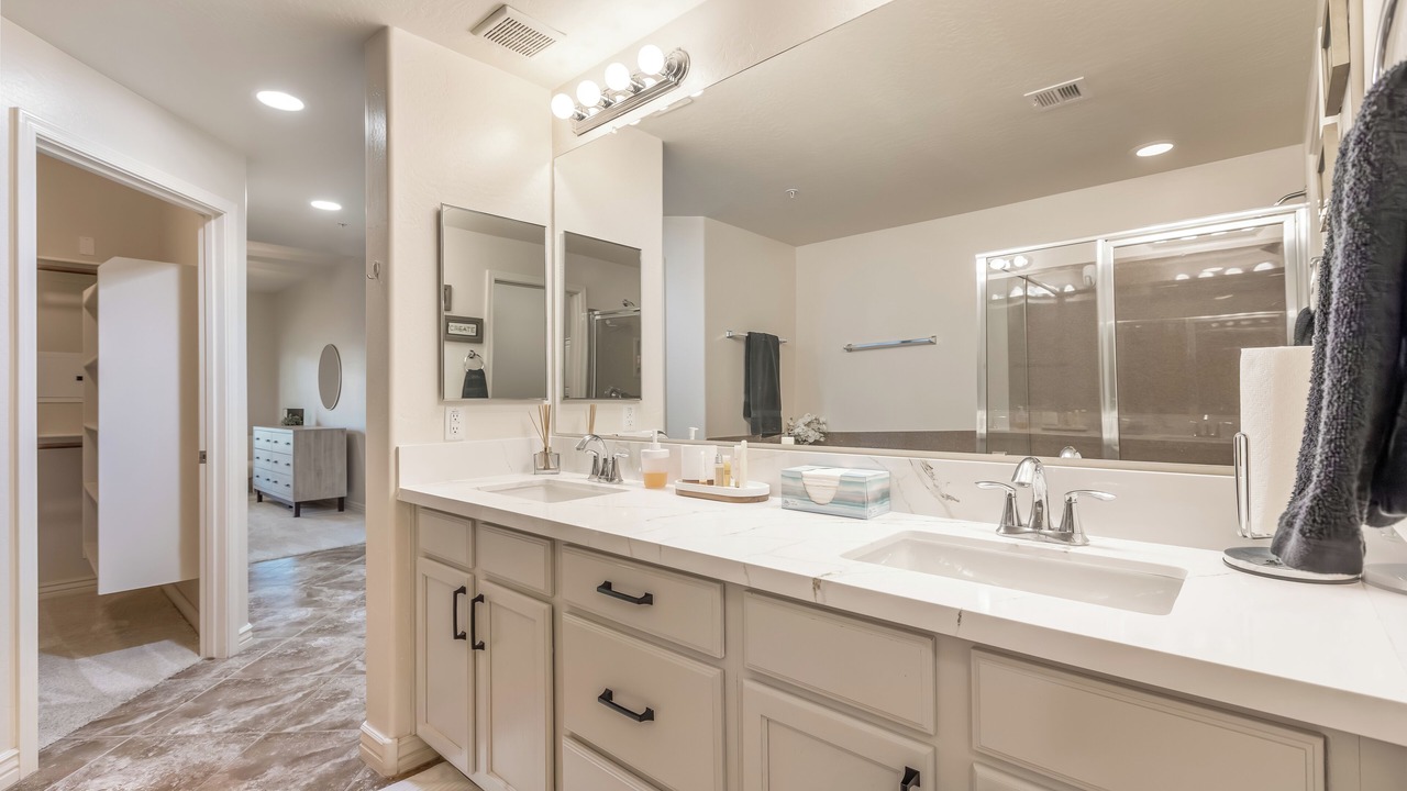 Photo of Bathroom in Desert Ridge