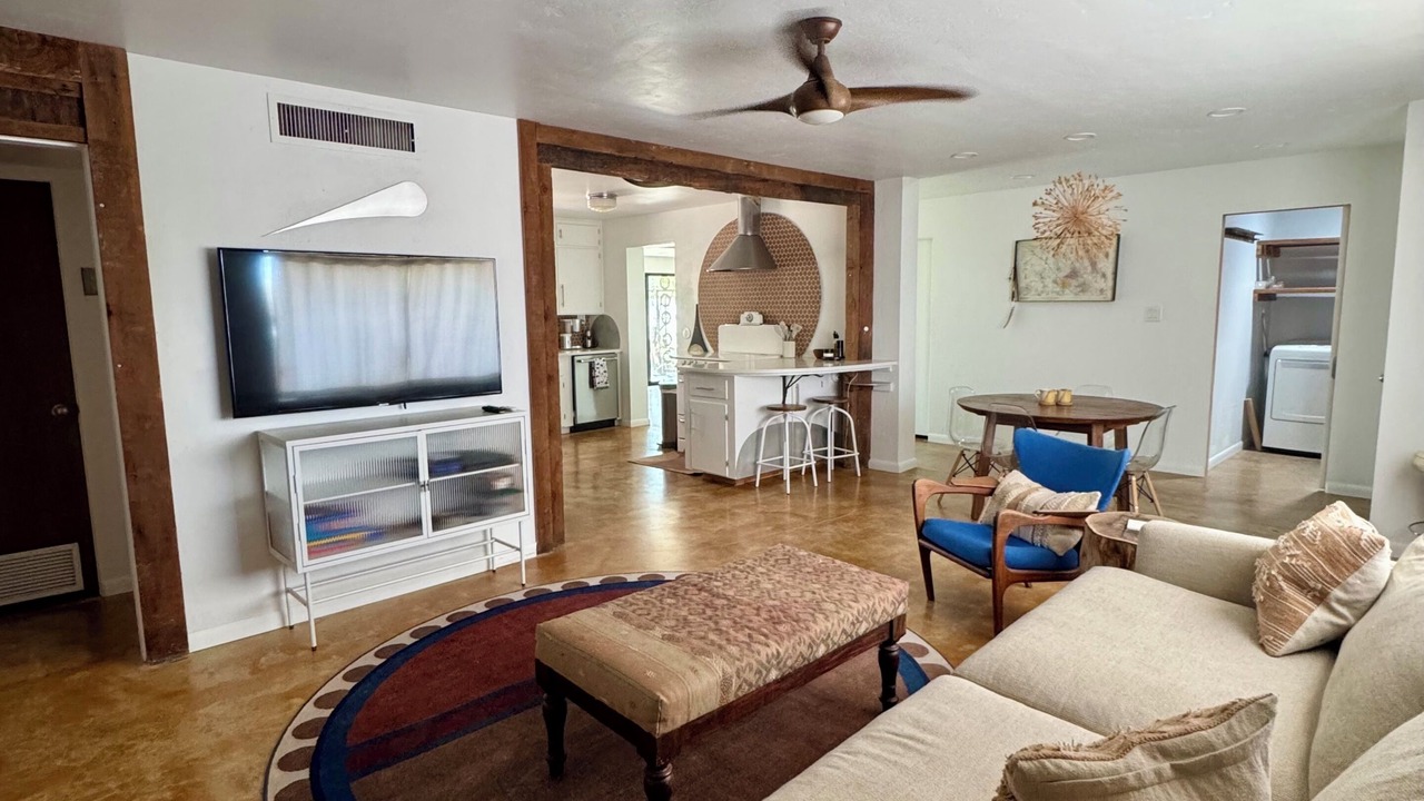 Photo of Livingroom in Campus Farm