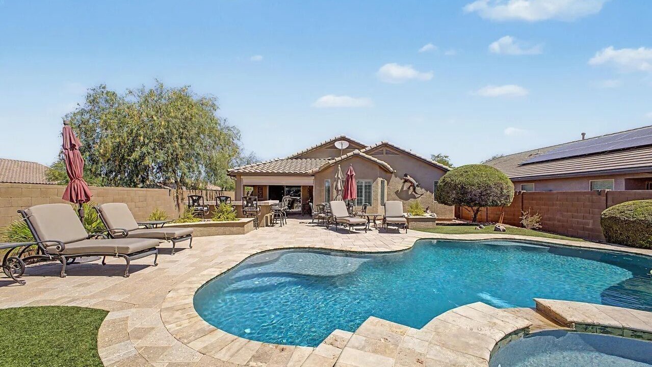 Photo of Outdoor in Anthem at Merrill Ranch