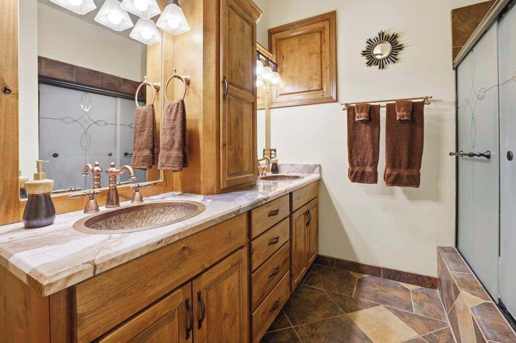 Photo of Bathroom in Williamson