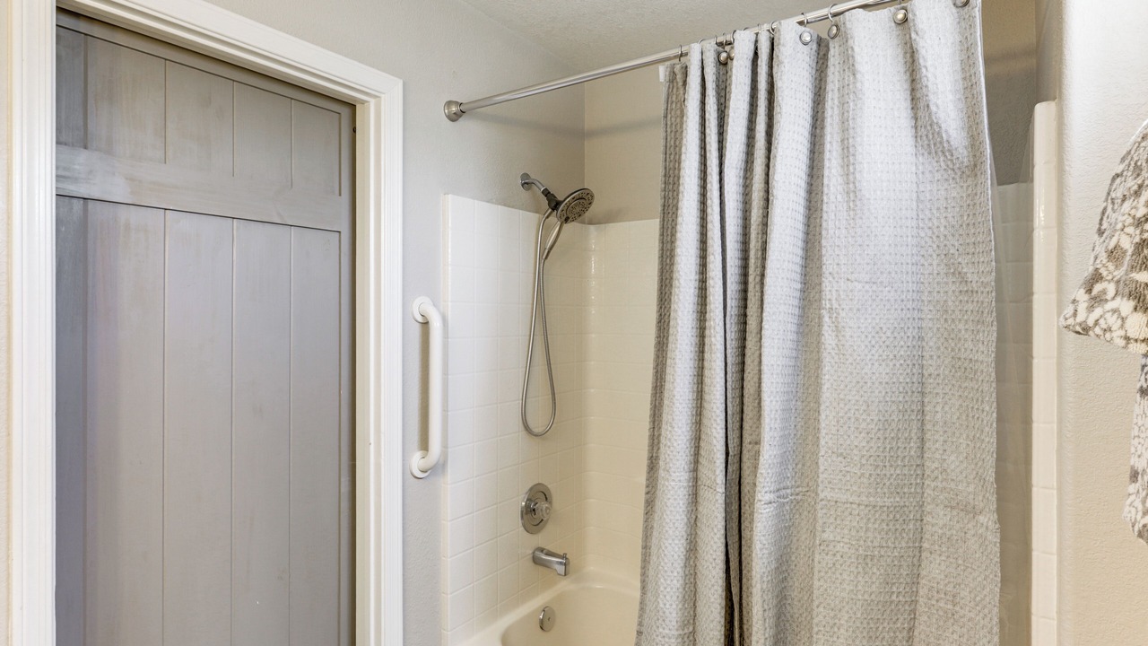 Photo of Bathroom in Yuma East Estates