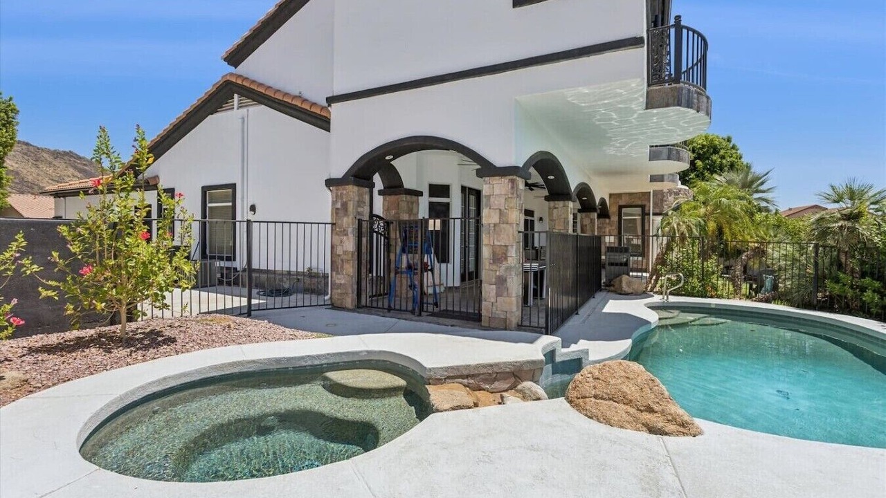 Photo of Outdoor in Arrowhead Lakes