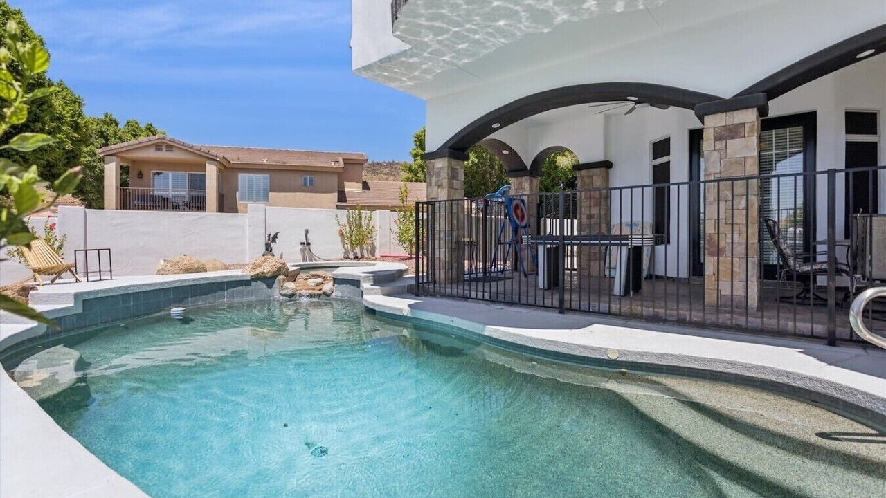 Photo of Outdoor in Arrowhead Lakes