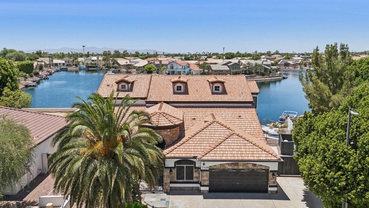 Photo of Outdoor in Arrowhead Lakes