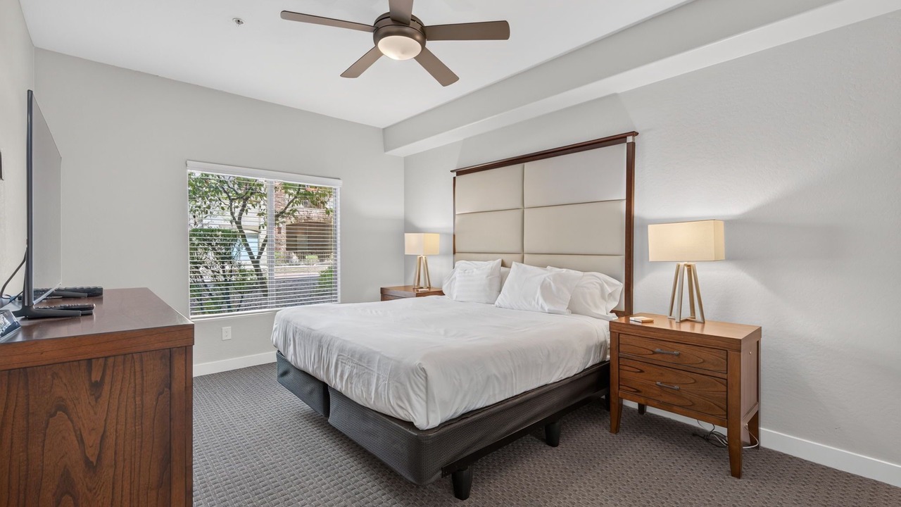 Photo of Bedroom in Desert Ridge