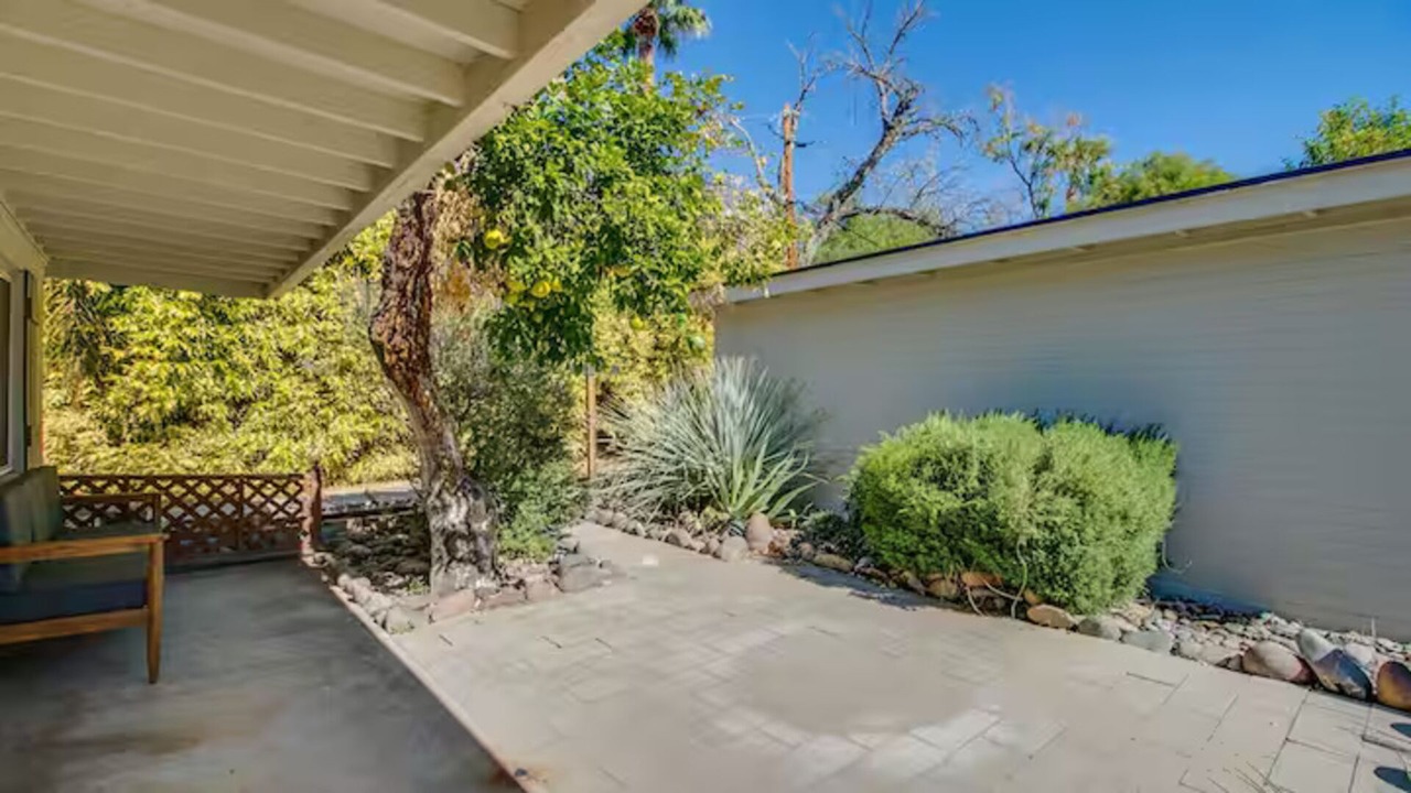 Photo of Patio Balcony in Ocotillo Manor