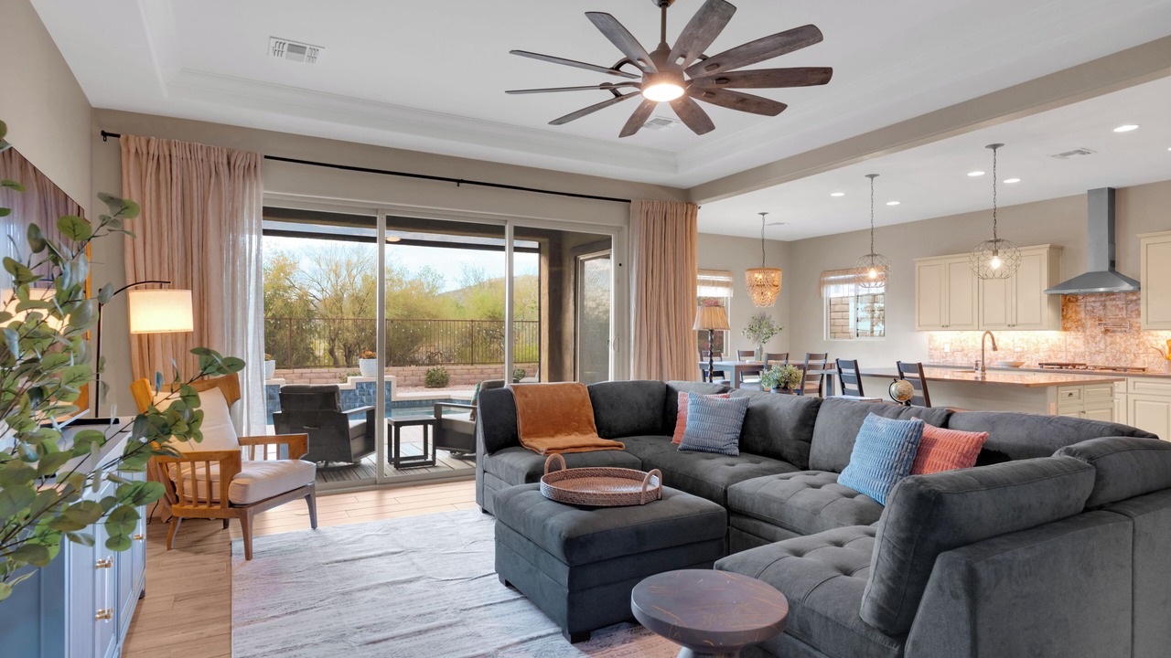 Photo of Livingroom in Dove Mountain