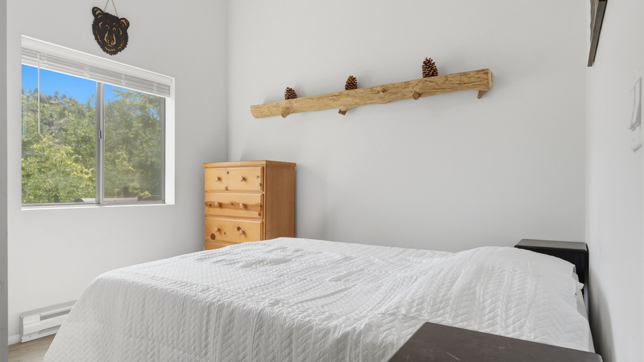 Photo of Bedroom in Mount Lemmon