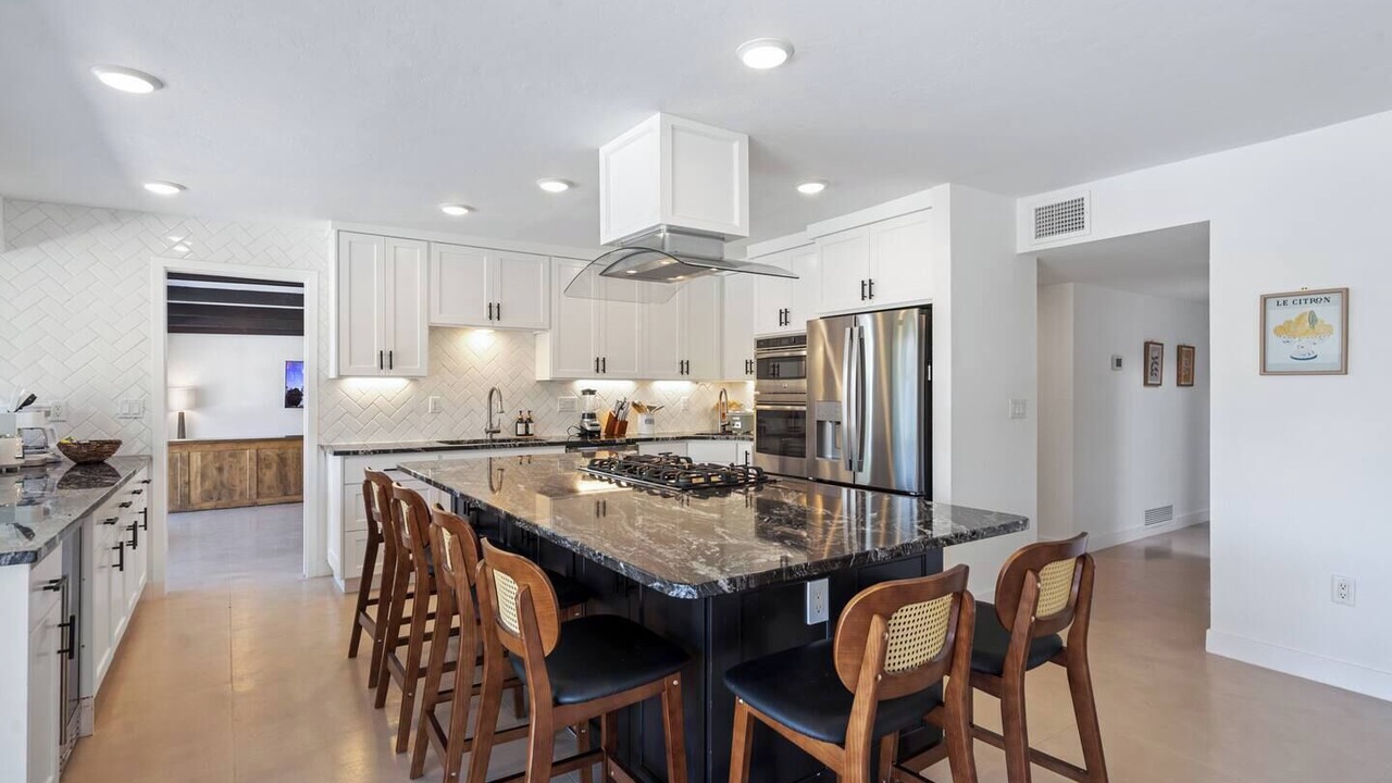 Photo of Kitchen in Sabino Mountain