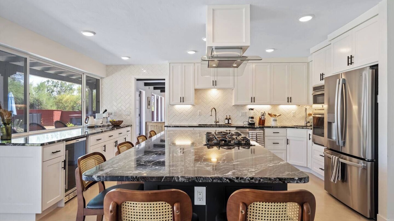 Photo of Kitchen in Sabino Mountain