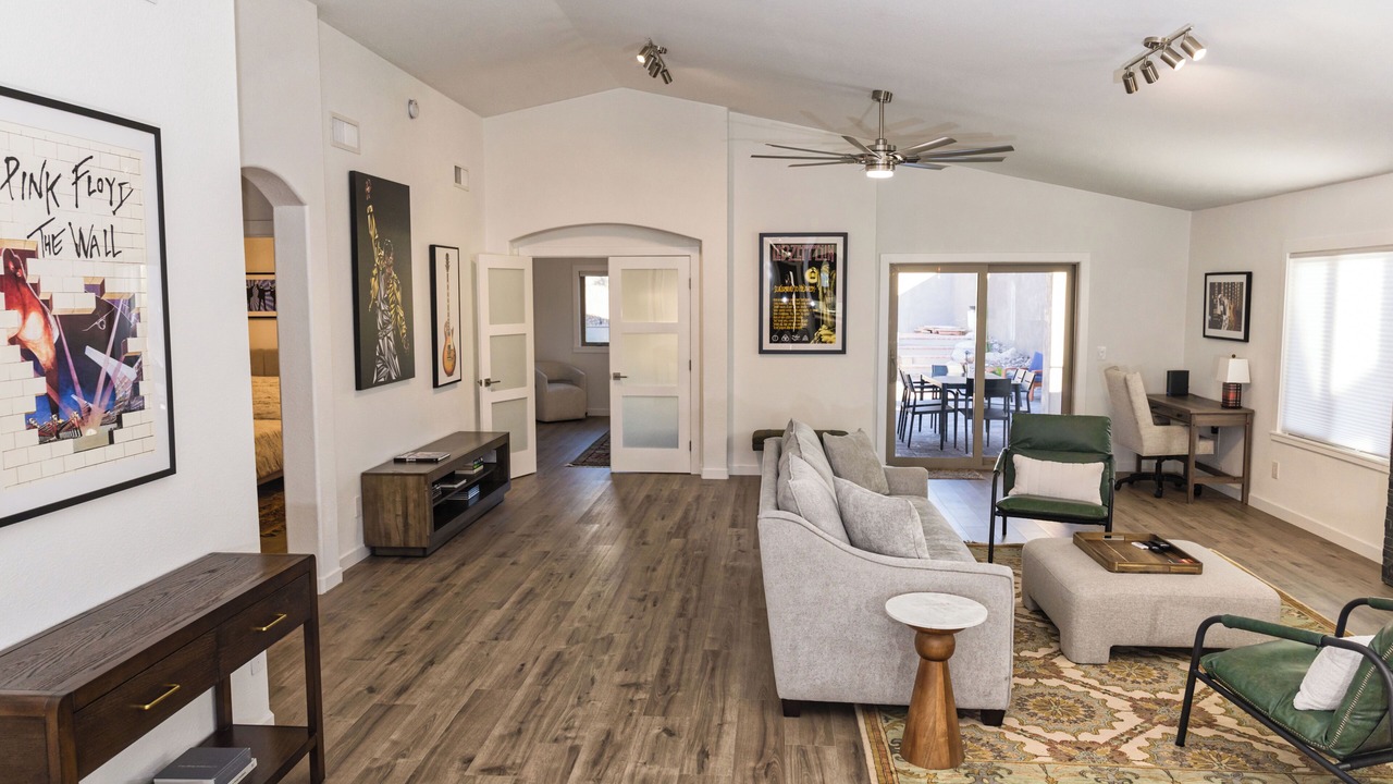 Photo of Livingroom in Dove Mountain