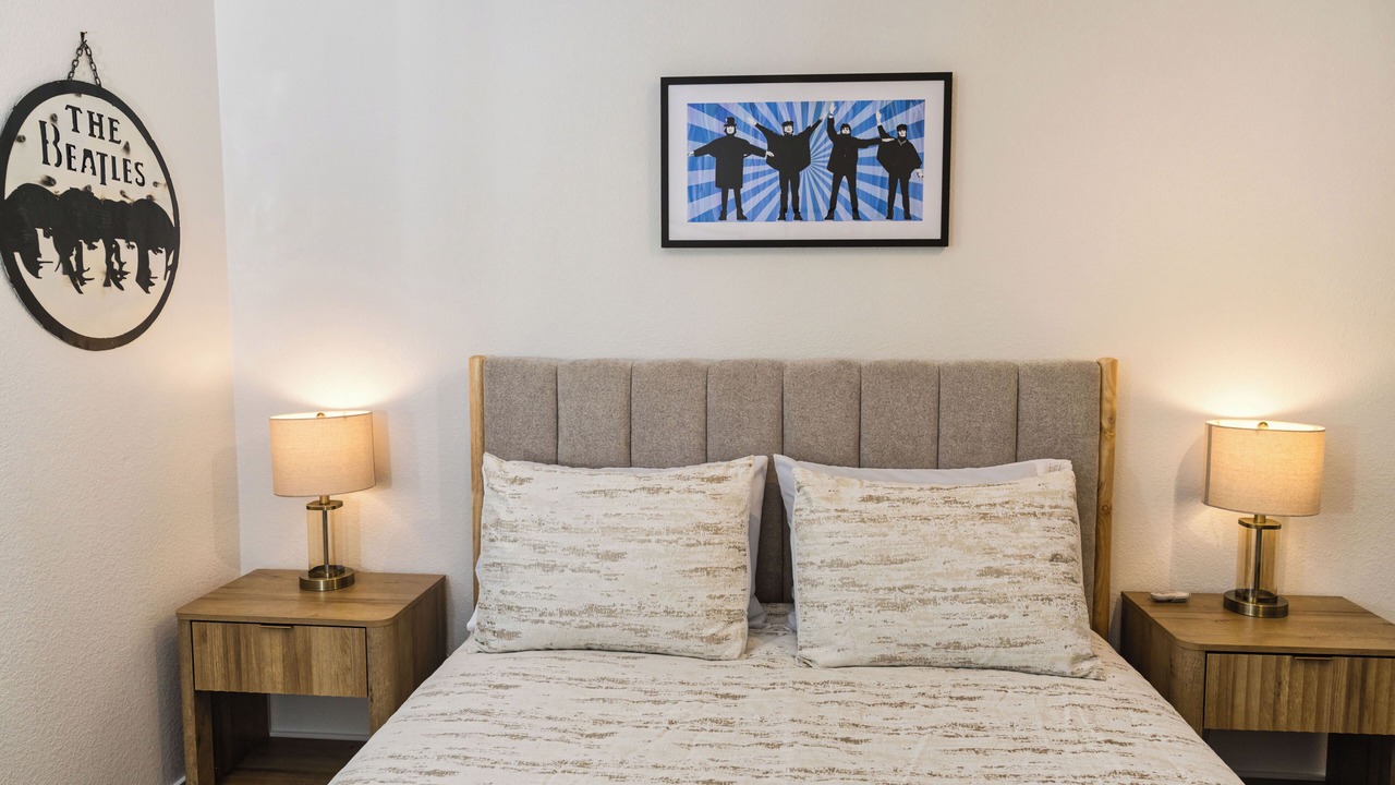 Photo of Bedroom in Dove Mountain
