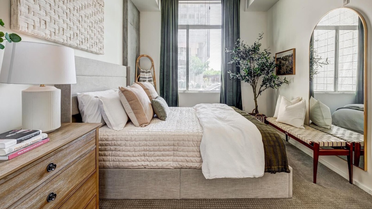 Photo of Bedroom in Evans Churchill