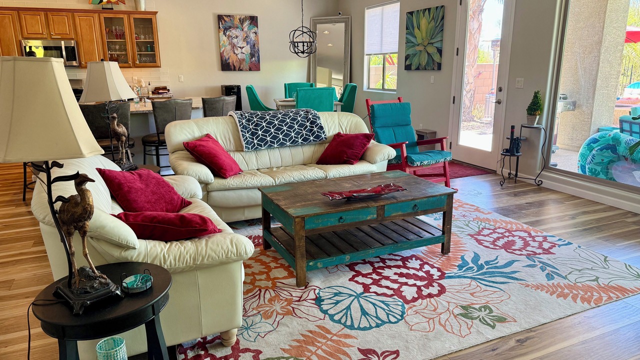 Photo of Livingroom in Dove Mountain