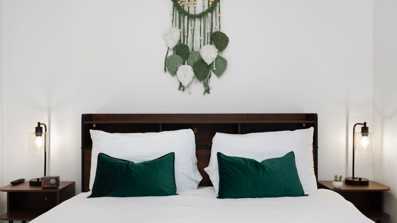 Photo of Bedroom in Evans Churchill