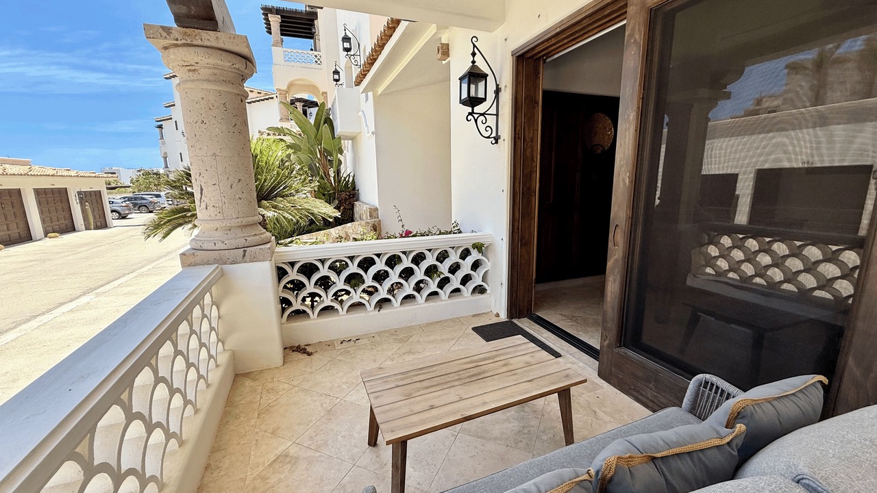 Photo of Patio Balcony in Buzzards