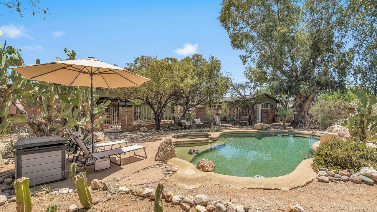 Photo of Outdoor in Harold Bell Wright Estates