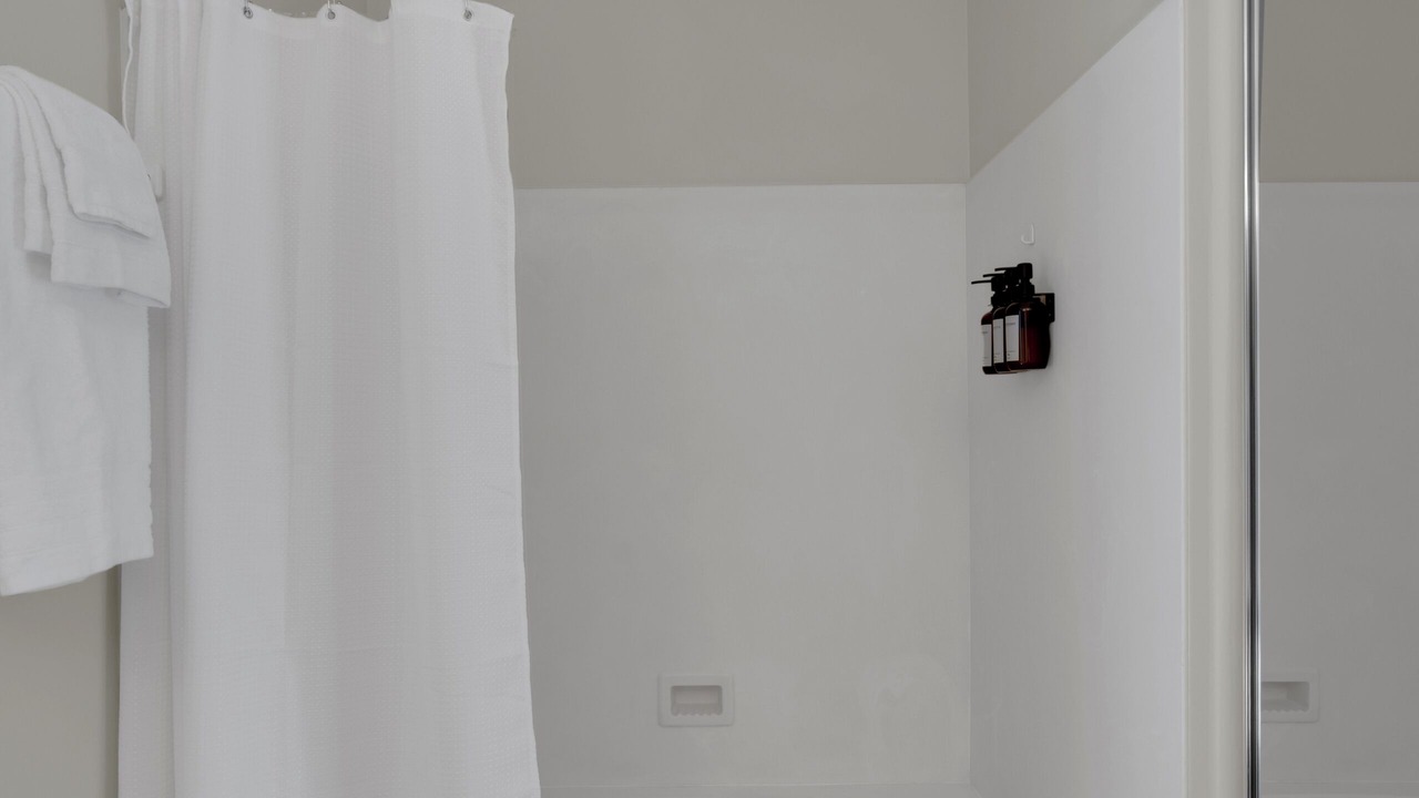 Photo of Bathroom in Green Valley