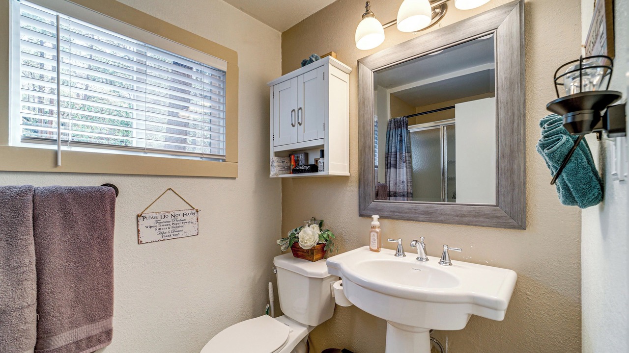 Photo of Bathroom in Ponderosa Park