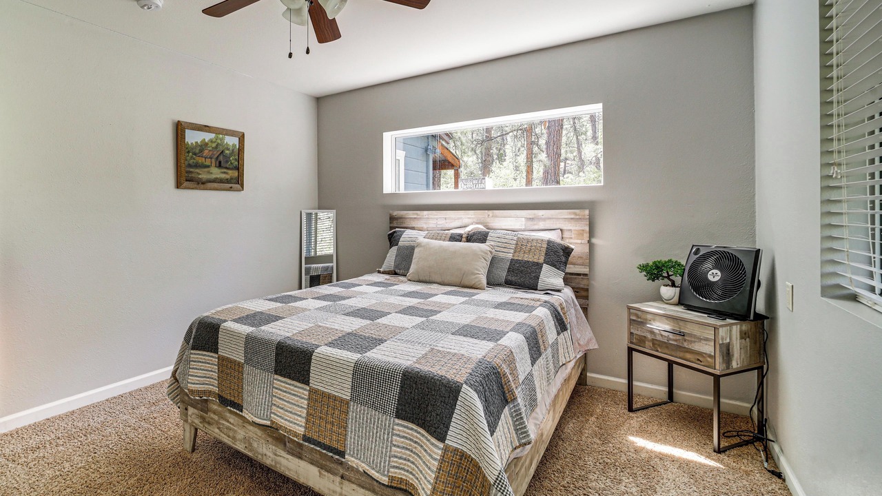 Photo of Bedroom in Ponderosa Park