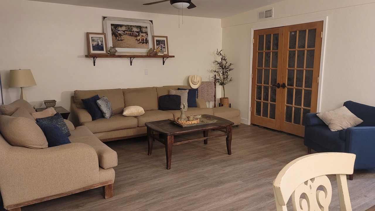 Photo of Livingroom in Summit