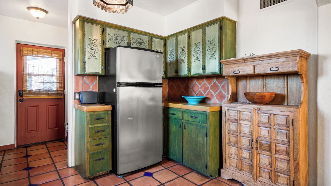 Photo of Kitchen in Blenman-Elm