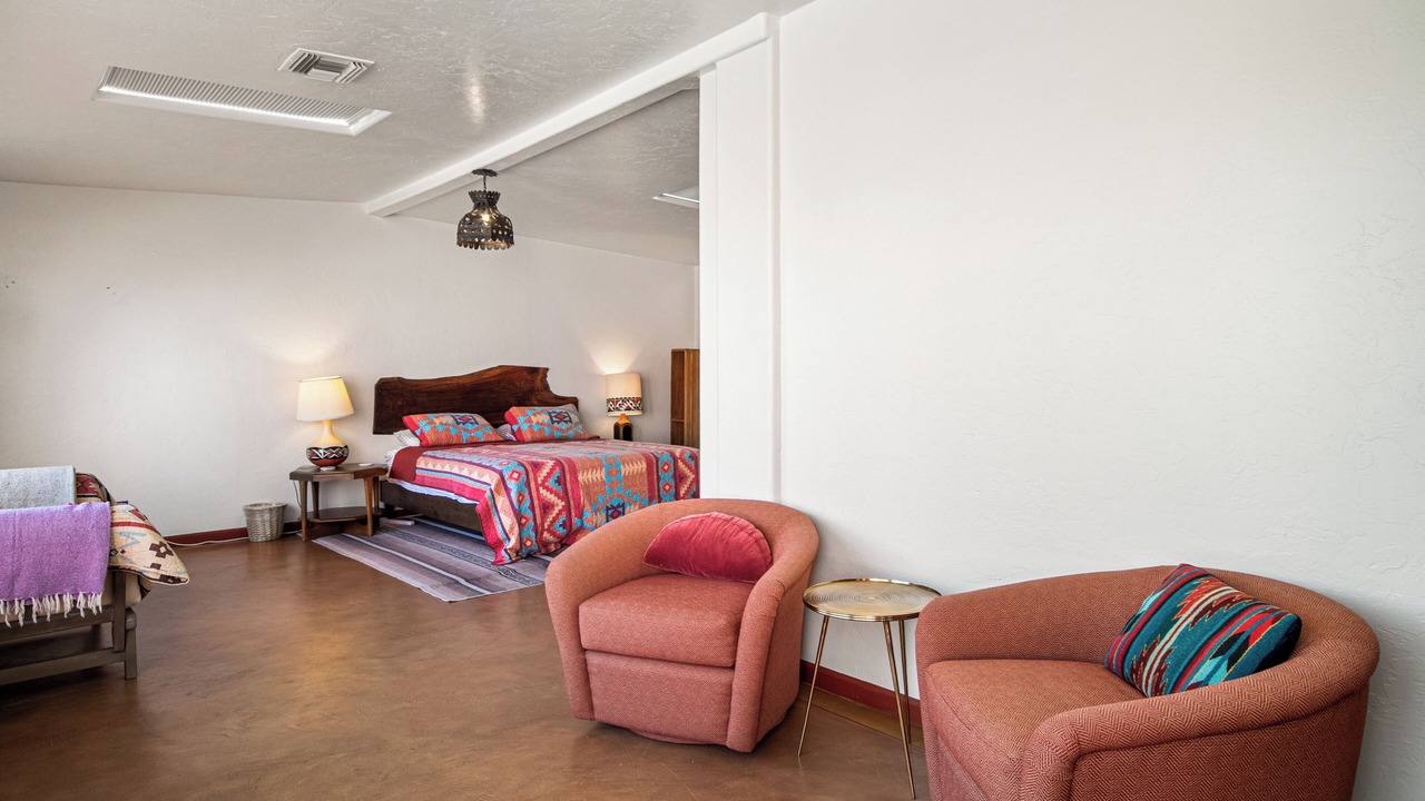 Photo of Bedroom in Blenman-Elm