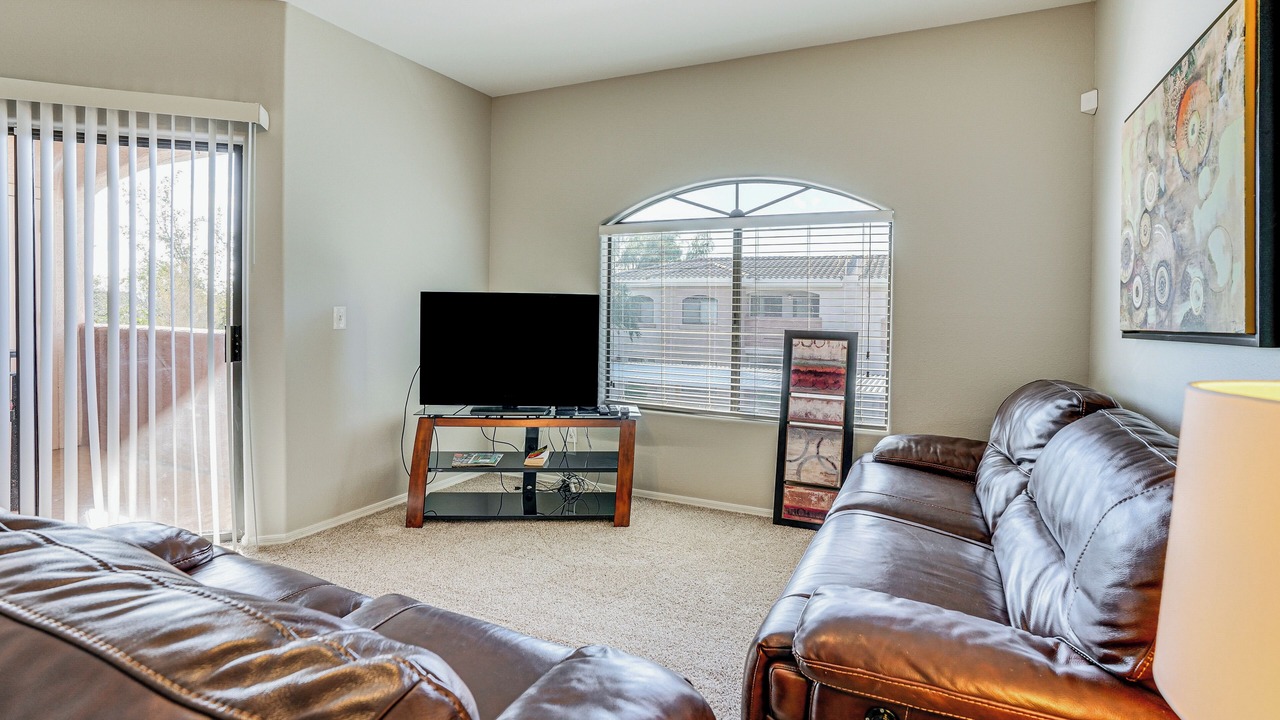 Photo of Livingroom in Maryvale Village