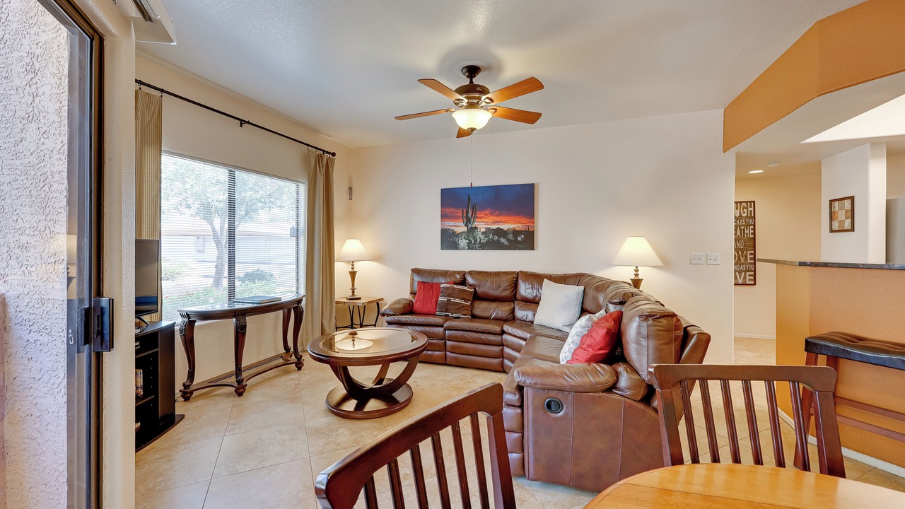 Photo of Livingroom in Maryvale Village