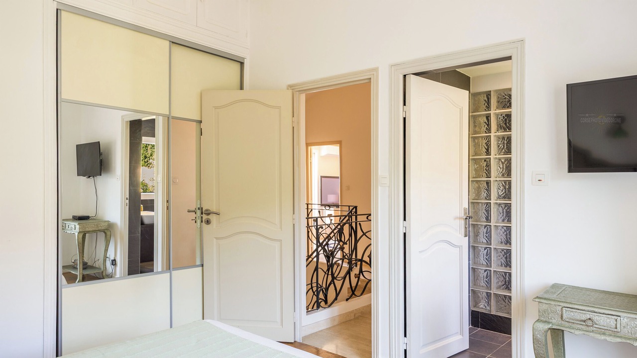Photo of Bedroom in L'Ile-Rousse